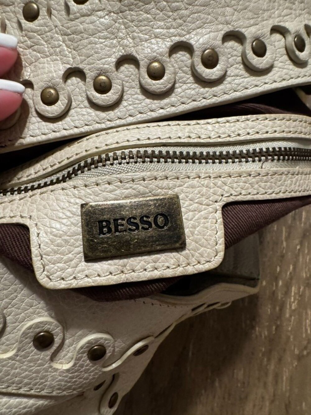 Vtg Besso Cream Italy Studded Leather Shoulder hobo Bag Y2K Western Boho Buckle - Picture 10 of 16